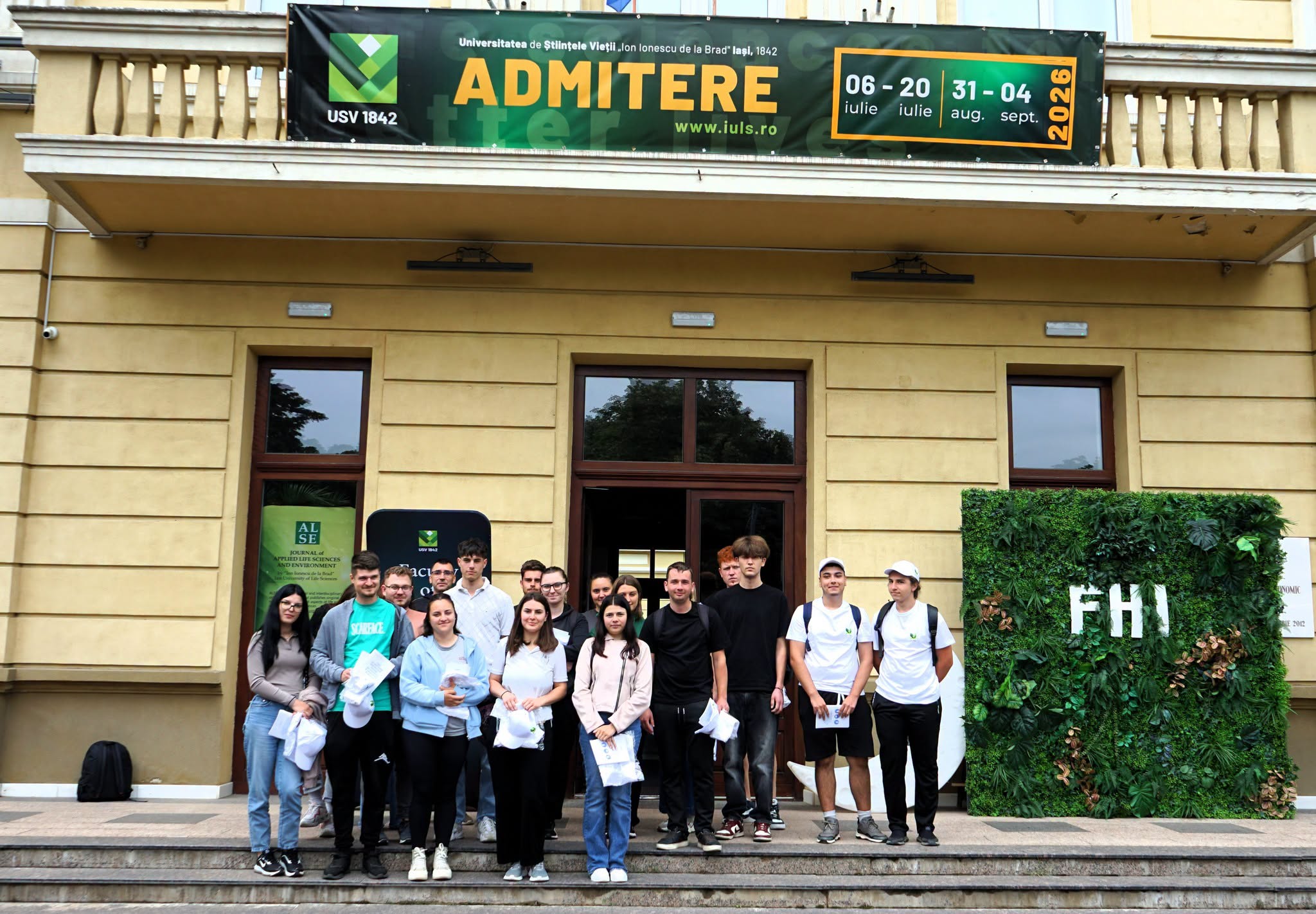 USV Iași lansează programul de internship 2026: 32 de studenți vor beneficia de burse și experiență practică în stațiunile de cercetare și la partenerii din mediul privat